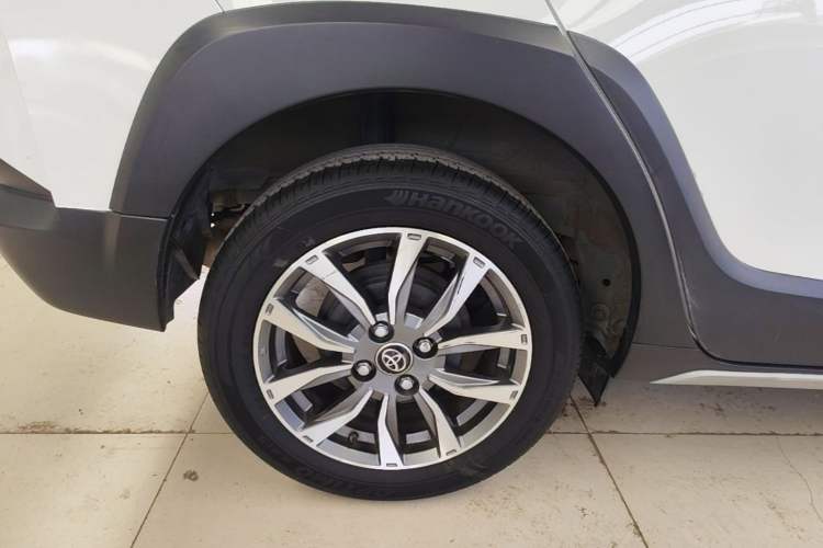Used Toyota YARiS L Zhi Xuan 2020 X-Trail X 1.5L CVT Leading Edition Right Rear Wheel Hub