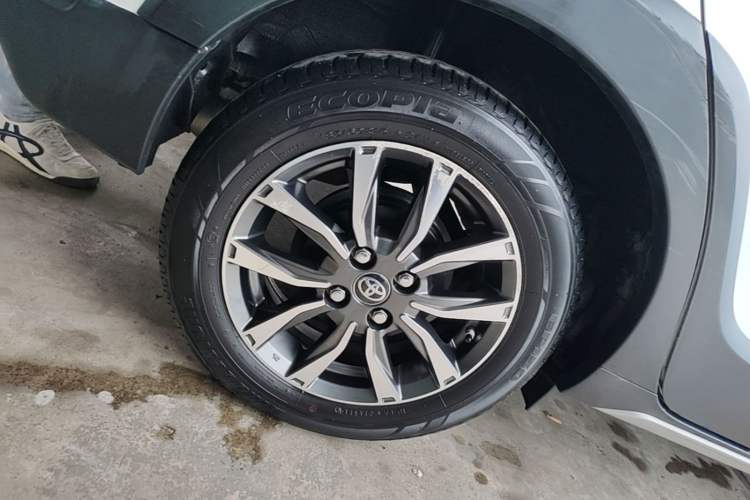 Used Toyota YARiS L Zhi Xuan 2020 X-Trail X 1.5L CVT Luxury Edition Right Rear Wheel Hub