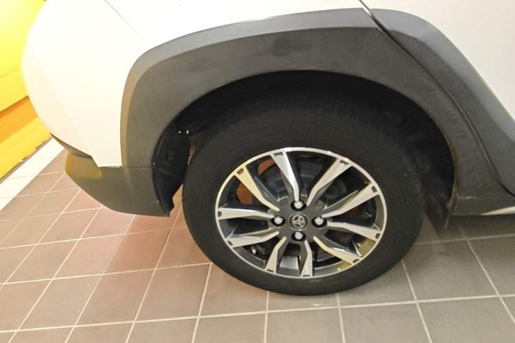 Used Toyota YARiS L Zhi Xuan 2020 X-Trail X 1.5L CVT Luxury Edition Right Rear Wheel Hub