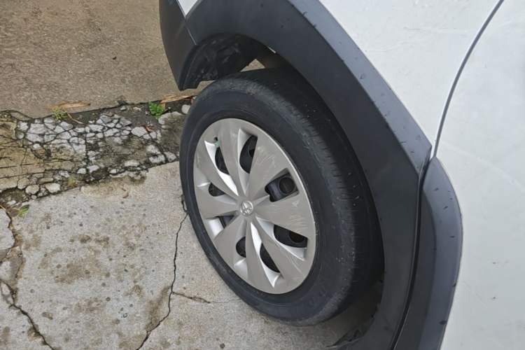 Used Toyota YARiS L Zhi Xuan 2020 X-Trail X 1.5L CVT Leading Edition Right Rear Wheel Hub