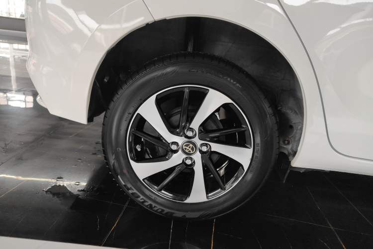 Used Toyota YARiS L Zhi Xuan 2020 1.5L CVT Leading Edition Right Rear Wheel Hub