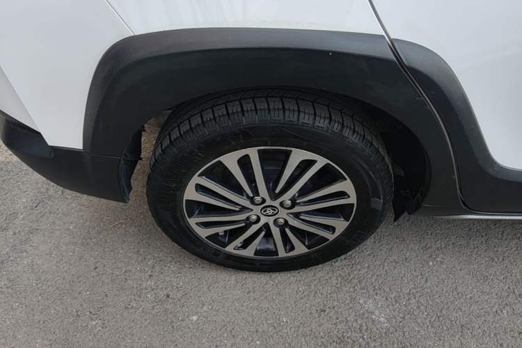 Used Toyota YARiS L Zhi Xuan 2020 X-Trail X 1.5L CVT Leading Edition Right Rear Wheel Hub