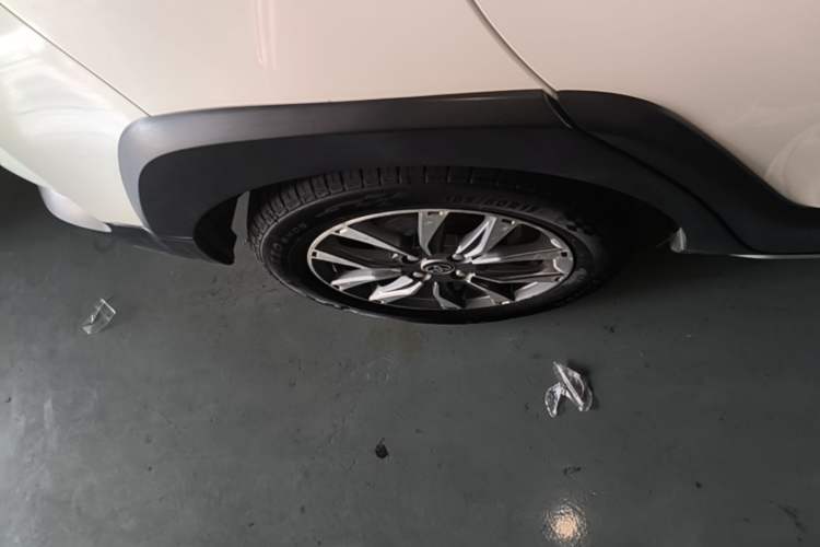 Used Toyota YARiS L Zhi Xuan 2020 X-Trail X 1.5L CVT Leading Edition Right Rear Wheel Hub