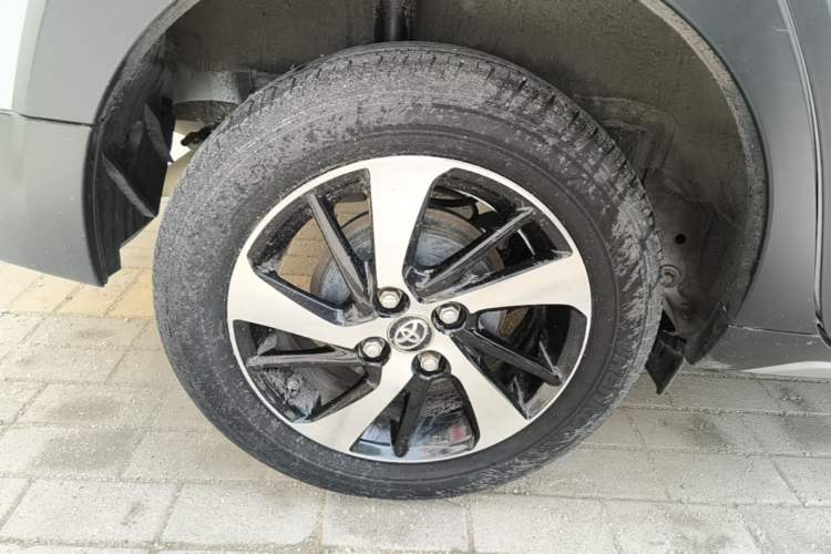Used Toyota YARiS L Zhi Xuan 2020 X-Trail X 1.5L CVT Leading Edition Right Rear Wheel Hub