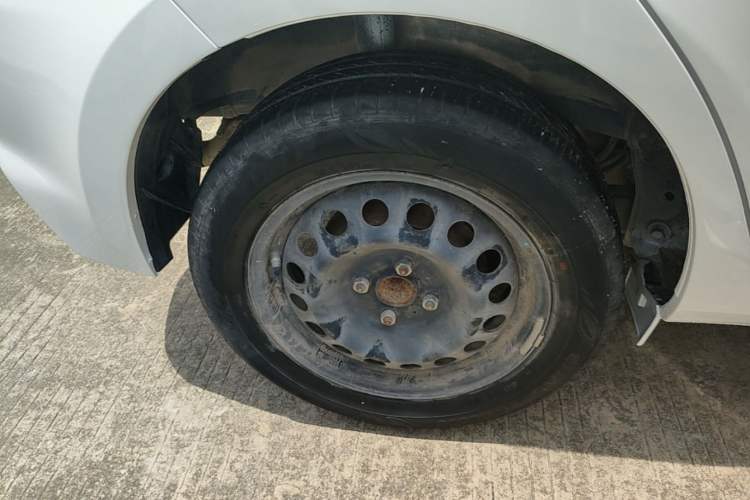Used Toyota YARiS L Zhi Xuan 2020 1.5L CVT Leading Edition Right Rear Wheel Hub
