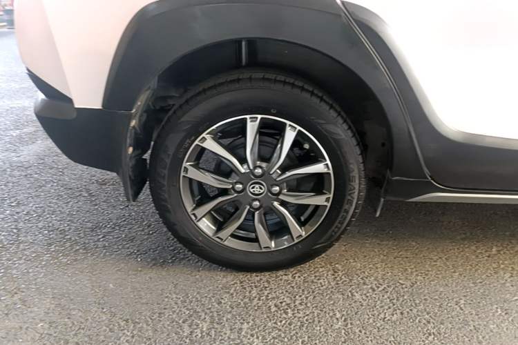 Used Toyota YARiS L Zhi Xuan 2020 X-Trail X 1.5L CVT Leading Edition Right Rear Wheel Hub