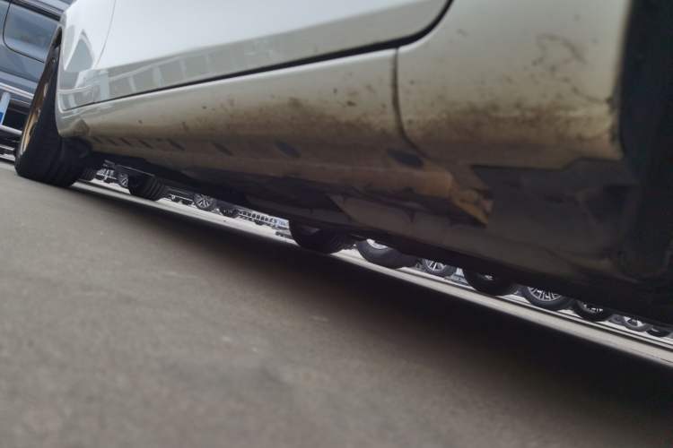 Used Toyota YARiS L Zhi Xuan 2020 1.5L CVT Leading Edition Right Side Sill