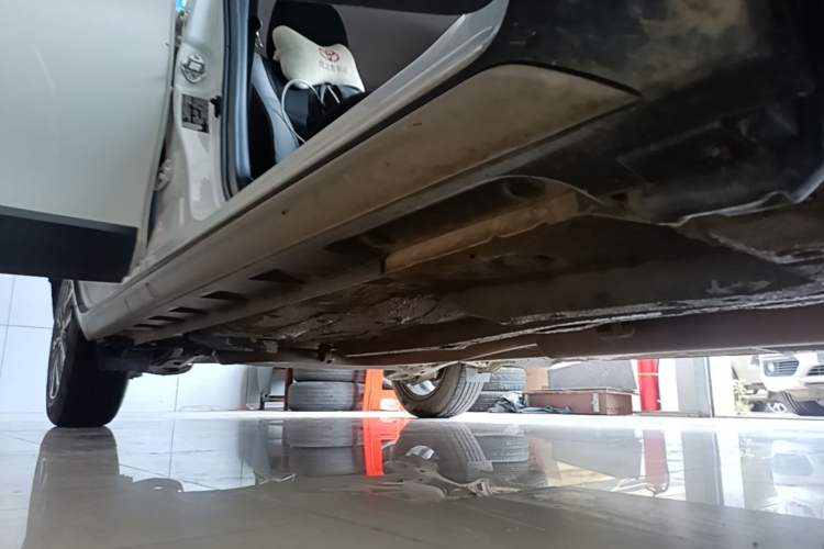 Used Toyota YARiS L Zhi Xuan 2020 X-Trail X 1.5L CVT Leading Edition Right Side Sill