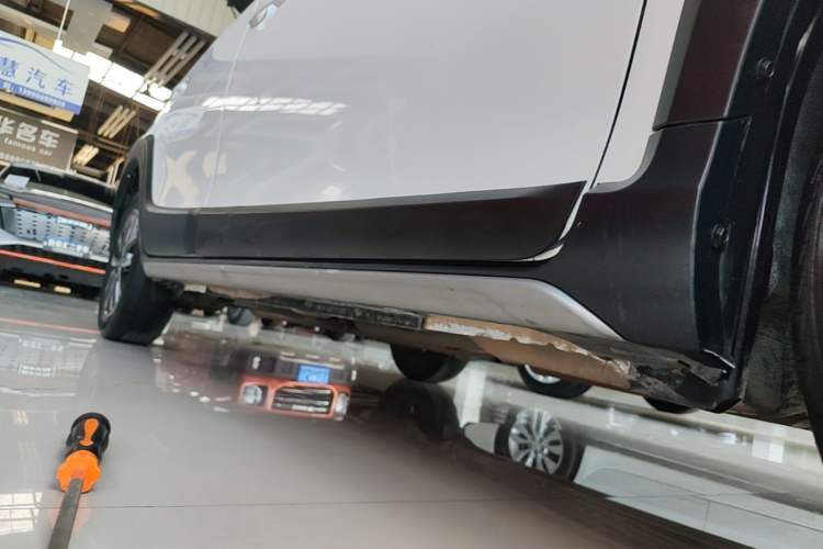 Used Toyota YARiS L Zhi Xuan 2020 X-Trail X 1.5L CVT Luxury Edition Right Side Sill