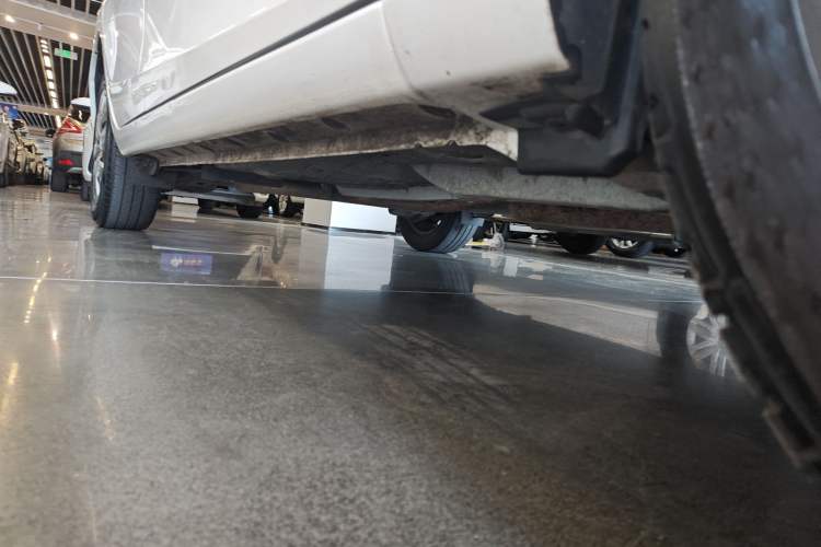 Used Toyota YARiS L Zhi Xuan 2020 1.5L CVT Leading Edition Right Side Sill