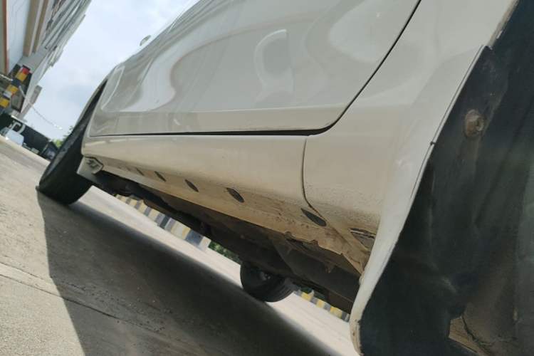 Used Toyota YARiS L Zhi Xuan 2020 1.5L CVT Leading Edition Right Side Sill