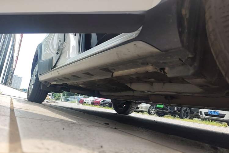 Used Toyota YARiS L Zhi Xuan 2020 X-Trail X 1.5L CVT Leading Edition Right Side Sill