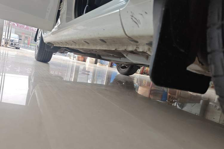 Used Toyota YARiS L Zhi Xuan 2020 1.5L CVT Leading Edition Right Side Sill