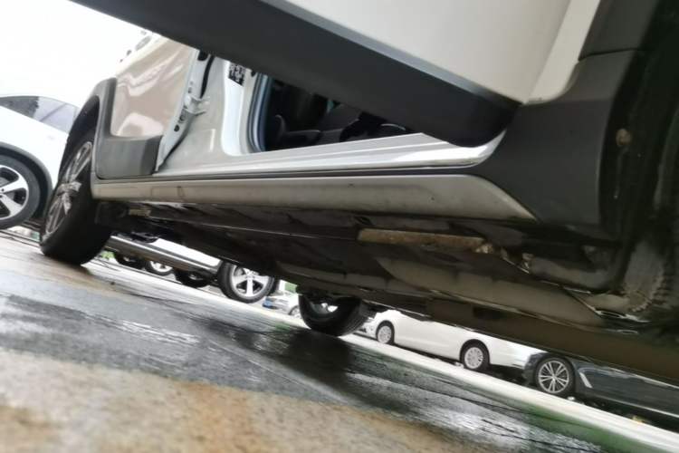Used Toyota YARiS L Zhi Xuan 2020 X-Trail X 1.5L CVT Prestige Edition Right Side Sill
