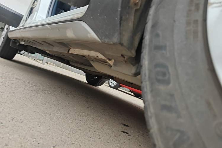 Used Toyota YARiS L Zhi Xuan 2020 X-Trail X 1.5L CVT Leading Edition Right Side Sill