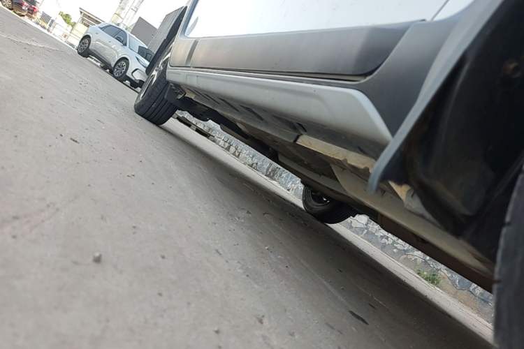 Used Toyota YARiS L Zhi Xuan 2020 X-Trail X 1.5L CVT Leading Edition Right Side Sill
