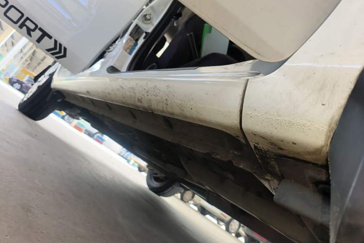Used Toyota YARiS L Zhi Xuan 2020 1.5L CVT Leading Edition Right Side Sill