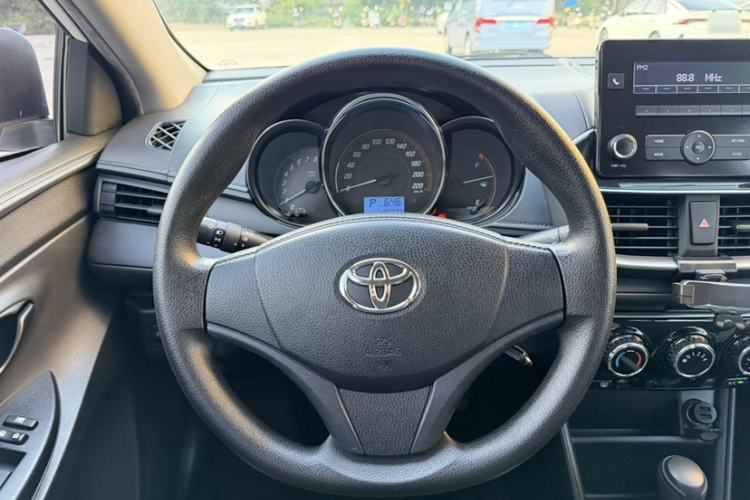 Used Toyota YARiS L Zhi Xuan 2020 1.5L CVT Leading Edition Steering Wheel