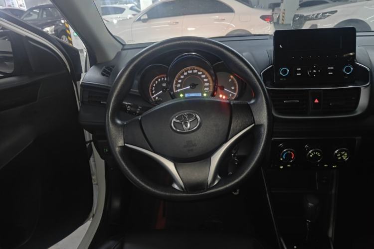 Used Toyota YARiS L Zhi Xuan 2020 X-Trail X 1.5L CVT Luxury Edition Steering Wheel