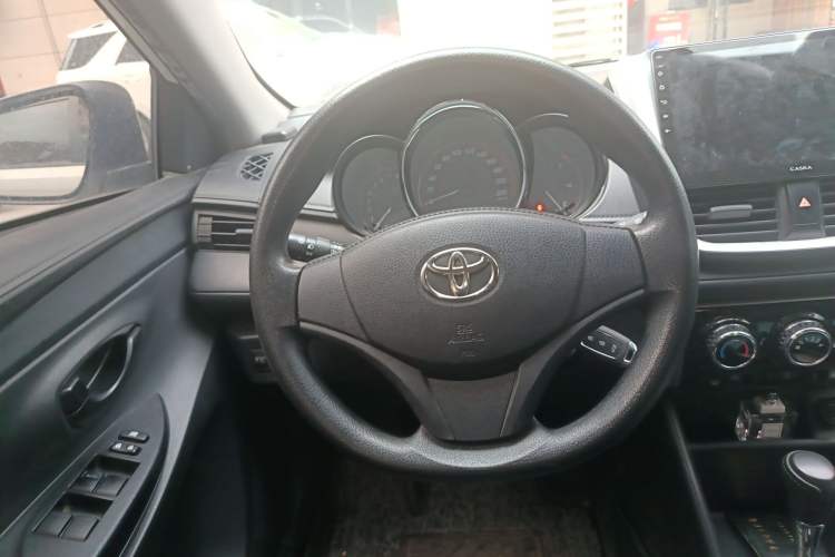 Used Toyota YARiS L Zhi Xuan 2020 X-Trail X 1.5L CVT Luxury Edition Steering Wheel