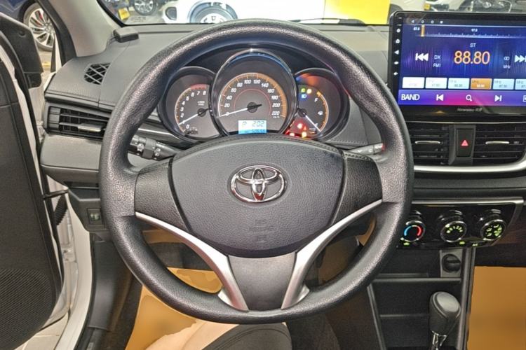 Used Toyota YARiS L Zhi Xuan 2020 X-Trail X 1.5L CVT Luxury Edition Steering Wheel