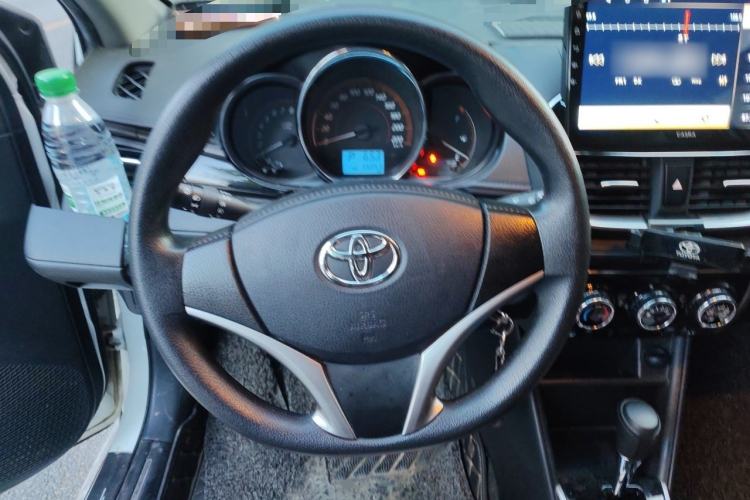 Used Toyota YARiS L Zhi Xuan 2020 X-Trail X 1.5L CVT Luxury Edition Steering Wheel