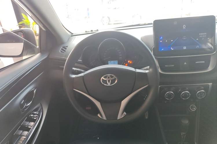 Used Toyota YARiS L Zhi Xuan 2020 X-Trail X 1.5L CVT Luxury Edition Steering Wheel