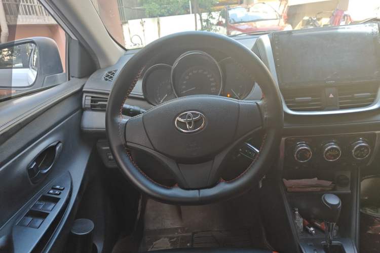 Used Toyota YARiS L Zhi Xuan 2020 X-Trail X 1.5L CVT Leading Edition Steering Wheel