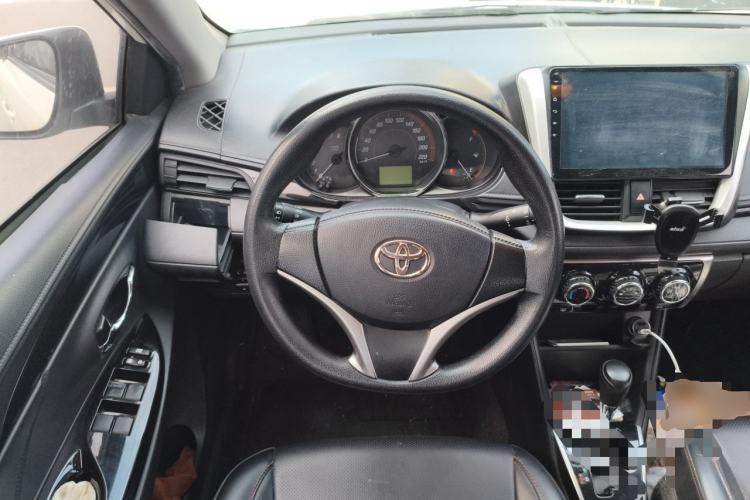 Used Toyota YARiS L Zhi Xuan 2020 X-Trail X 1.5L CVT Luxury Edition Steering Wheel