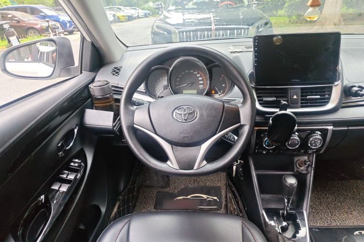 Used Toyota YARiS L Zhi Xuan 2020 X-Trail X 1.5L CVT Luxury Edition Steering Wheel