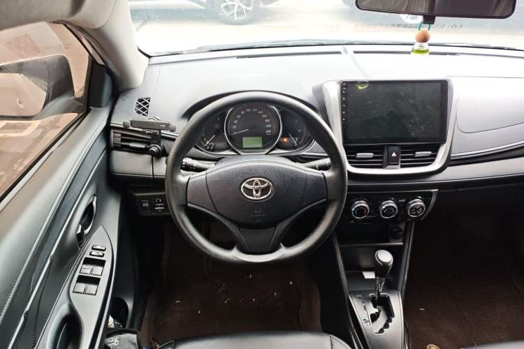 Used Toyota YARiS L Zhi Xuan 2020 1.5L CVT Leading Edition Steering Wheel