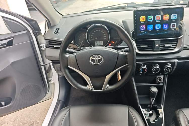 Used Toyota YARiS L Zhi Xuan 2020 X-Trail X 1.5L CVT Luxury Edition Steering Wheel