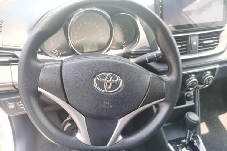 Used Toyota YARiS L Zhi Xuan 2020 X-Trail X 1.5L CVT Luxury Edition Steering Wheel