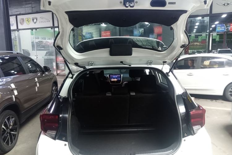 Used Toyota YARiS L Zhi Xuan 2020 X-Trail X 1.5L CVT Leading Edition Trunk