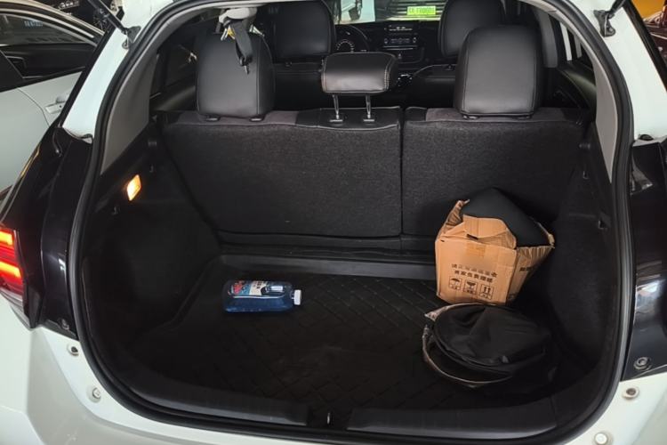 Used Toyota YARiS L Zhi Xuan 2020 X-Trail X 1.5L CVT Leading Edition Trunk