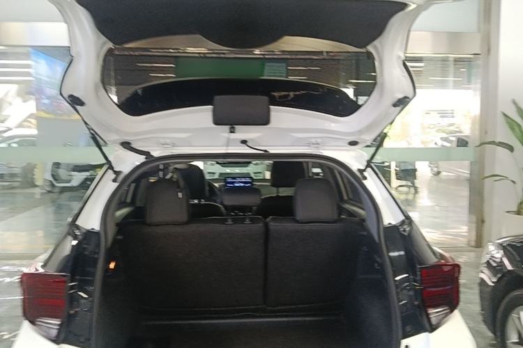 Used Toyota YARiS L Zhi Xuan 2020 X-Trail X 1.5L CVT Leading Edition Trunk