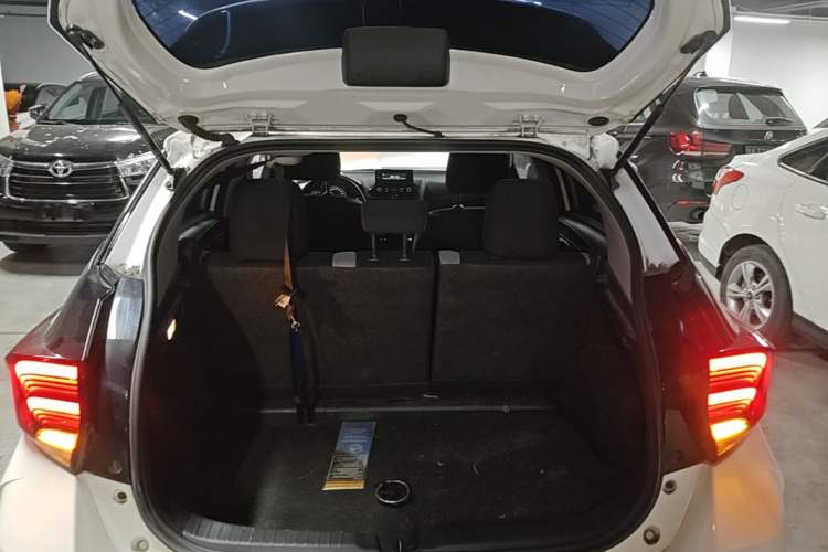 Used Toyota YARiS L Zhi Xuan 2020 X-Trail X 1.5L CVT Leading Edition Trunk