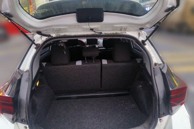 Used Toyota YARiS L Zhi Xuan 2020 X-Trail X 1.5L CVT Leading Edition Trunk