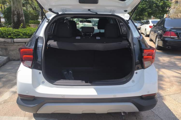 Used Toyota YARiS L Zhi Xuan 2020 X-Trail X 1.5L CVT Leading Edition Trunk