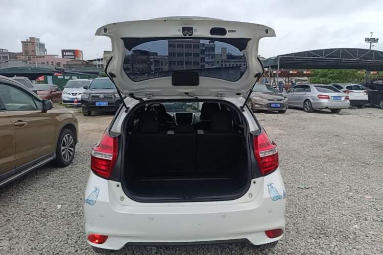 Used Toyota YARiS L Zhi Xuan 2020 1.5L CVT Leading Edition Trunk