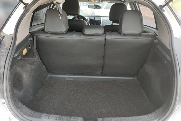 Used Toyota YARiS L Zhi Xuan 2020 X-Trail X 1.5L CVT Leading Edition Trunk