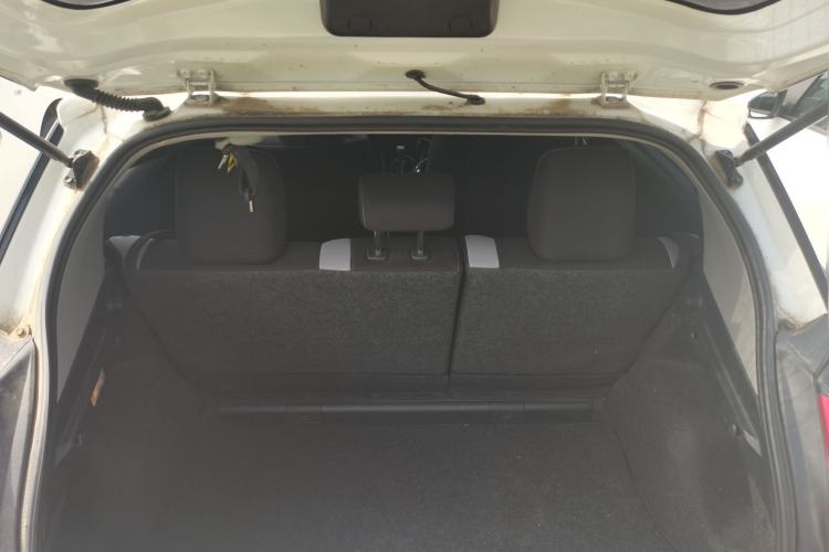 Used Toyota YARiS L Zhi Xuan 2020 1.5L CVT Leading Edition Trunk