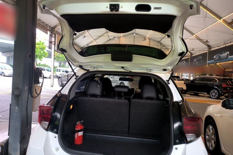 Used Toyota YARiS L Zhi Xuan 2020 X-Trail X 1.5L CVT Leading Edition Trunk