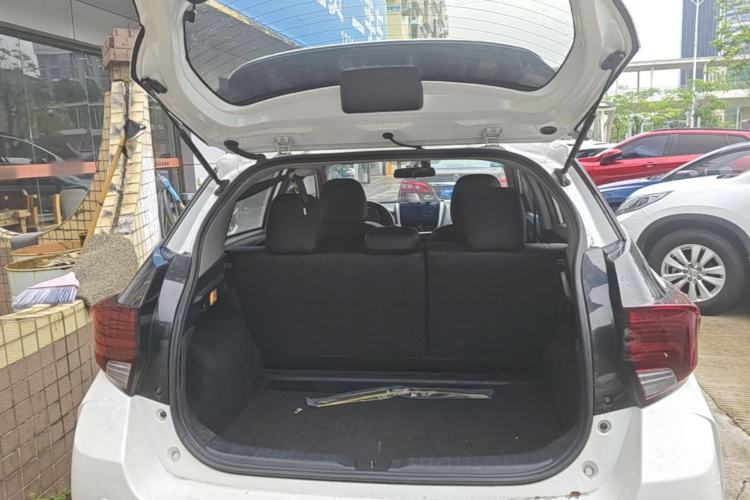 Used Toyota YARiS L Zhi Xuan 2020 X-Trail X 1.5L CVT Leading Edition Trunk