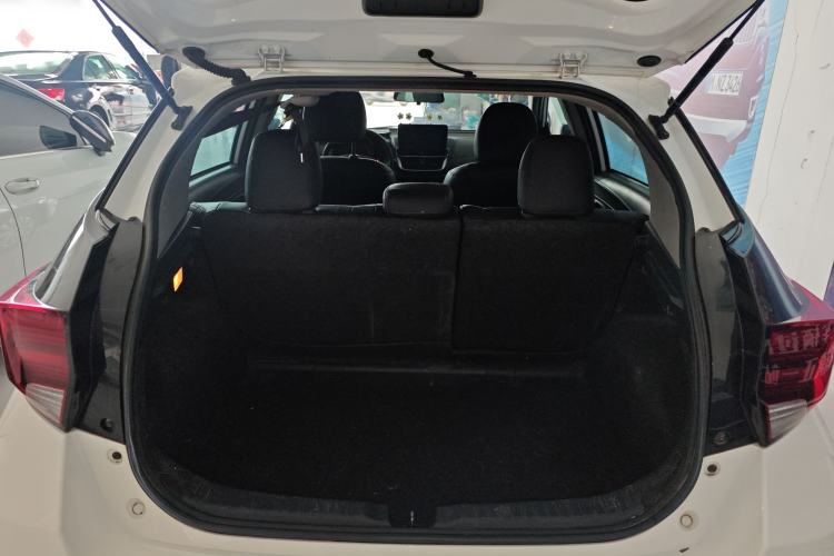 Used Toyota YARiS L Zhi Xuan 2020 X-Trail X 1.5L CVT Leading Edition Trunk
