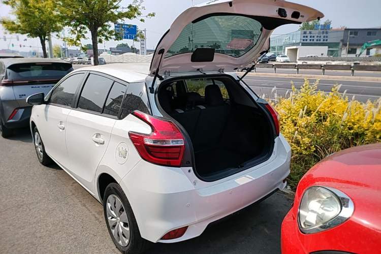 Used Toyota YARiS L Zhi Xuan 2020 1.5L CVT Leading Edition Trunk
