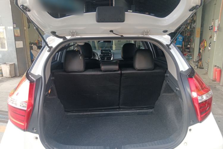Used Toyota YARiS L Zhi Xuan 2020 1.5L CVT Leading Edition Trunk