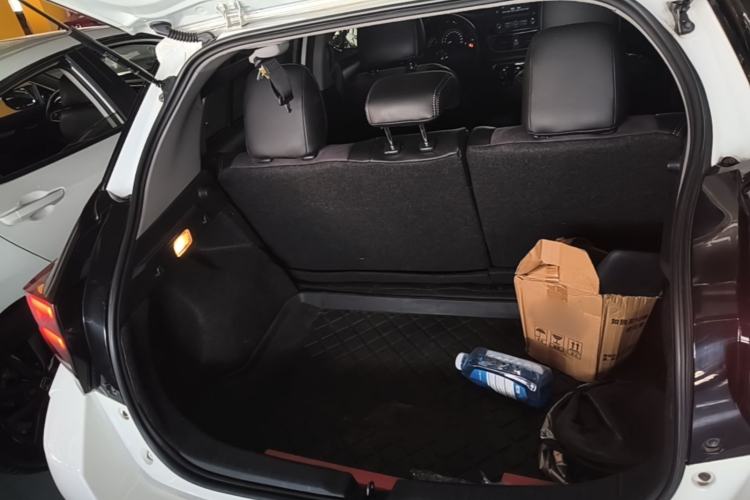 Used Toyota YARiS L Zhi Xuan 2020 X-Trail X 1.5L CVT Leading Edition Trunk