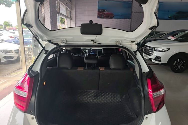 Used Toyota YARiS L Zhi Xuan 2020 1.5L CVT Leading Edition Trunk