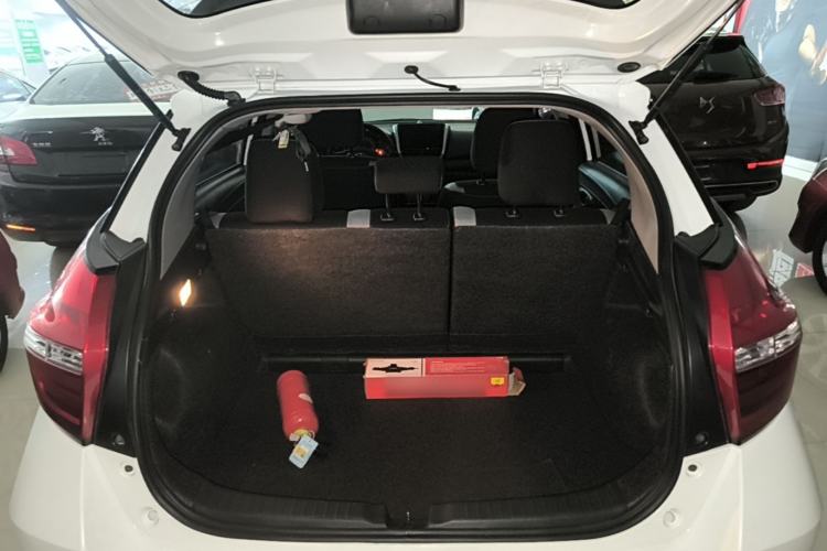 Used Toyota YARiS L Zhi Xuan 2020 1.5L CVT Leading Edition Trunk